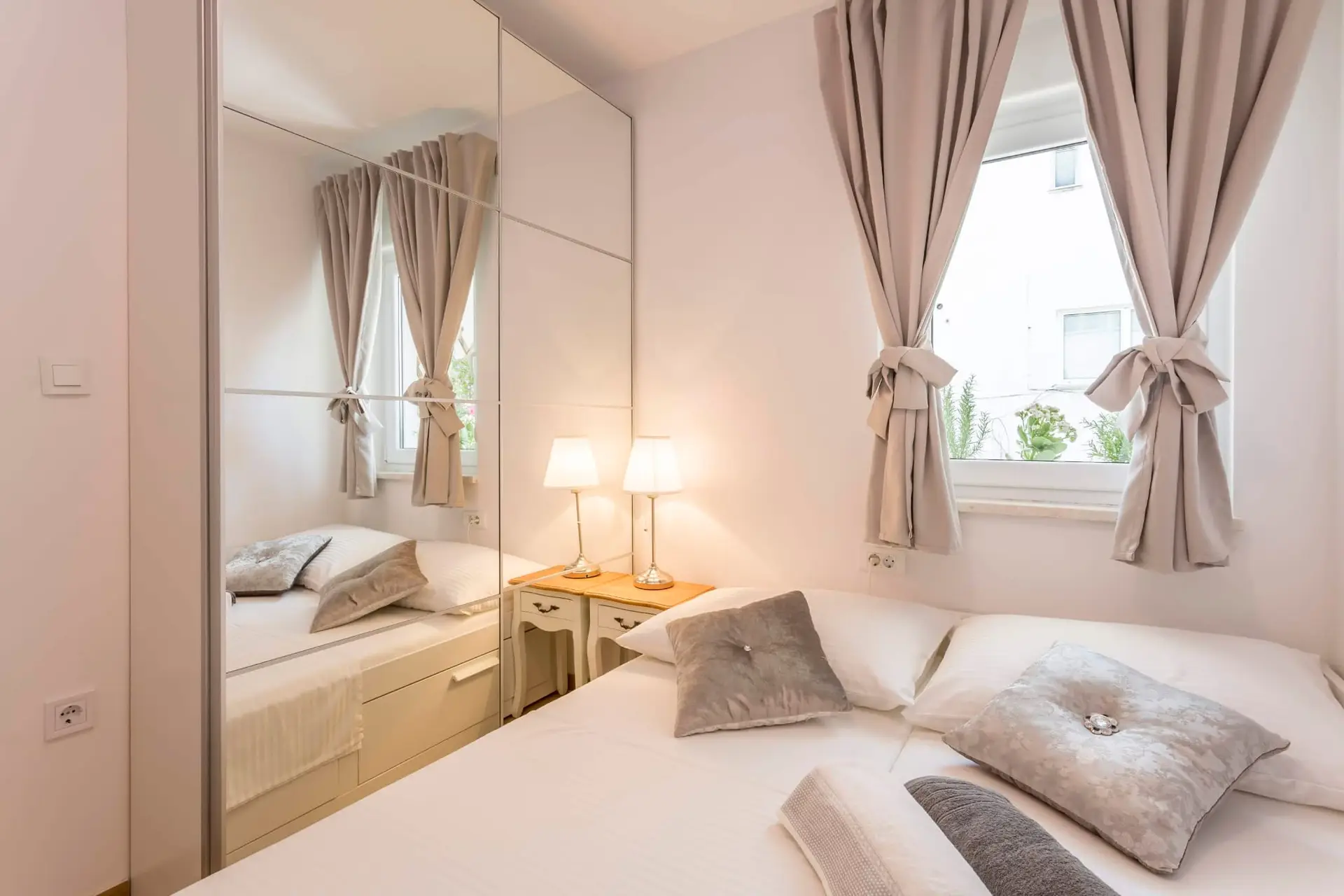 second bedroom firule beach apartment